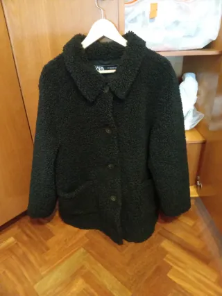 Abrigo tres cuartos negro