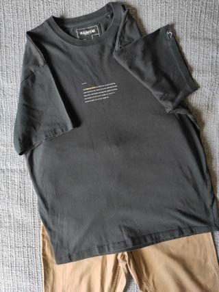 Conjunto Camiseta Pull&Bear Negra y Pantalón H&M