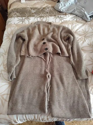 Conjunto lana Camel cárdigan y pantalón