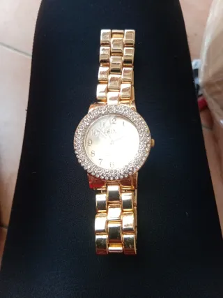 Reloj Gevina Dorado Mujer