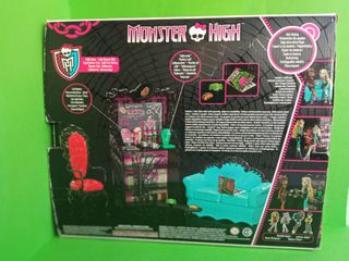 MONSTER HIGH: CLAWDEEN WOLF con COFFIN BEAN 