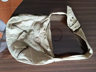 Bolso de mano beige