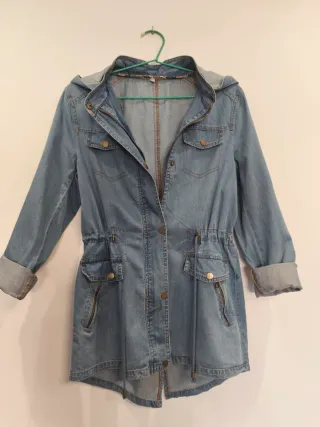 Parka vaquera con capucha