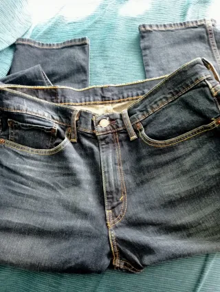 Pantalón vaquero Levi's 511 W34 L34 modelo slim