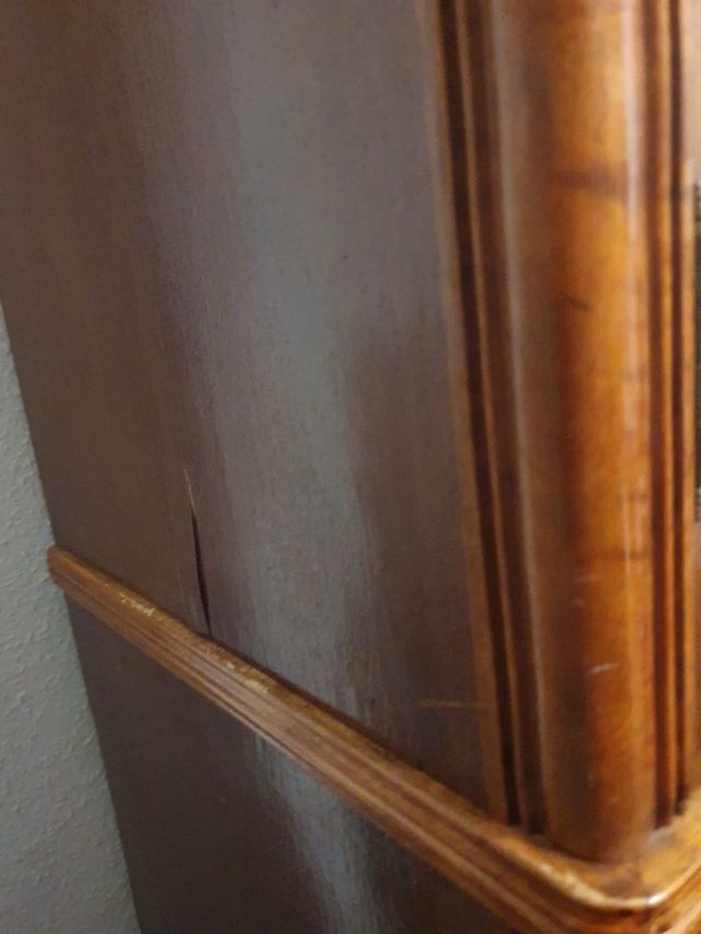 Alacena vintage madera y cristal