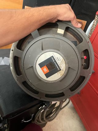JBL 2205H para reconar