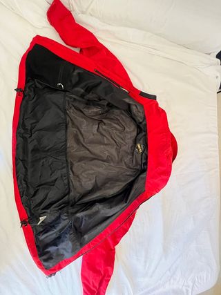 Chaqueta Montaña Gore-Tex Roja