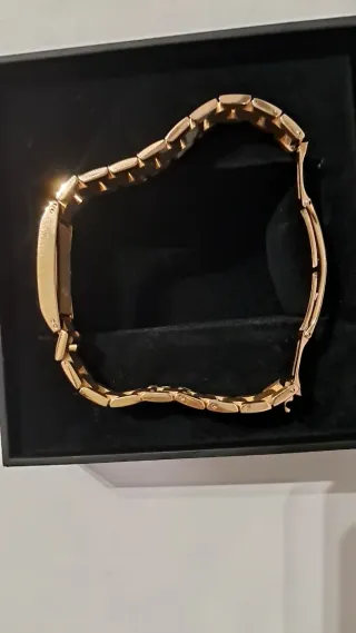 Reloj Lotus Oro y Diamantes Mujer