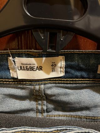 Pantalón vaquero Pull&Bear súper Skinny