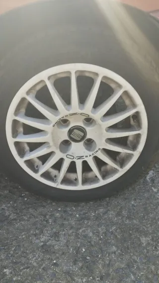 Llantas OZ Racing 15 4x100