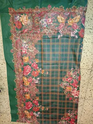 Lote 9  piezas de tela grande estampadas