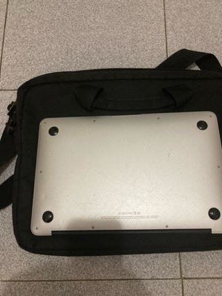 MacBook Air 11 2011 Intel Core i7 4GB RAM