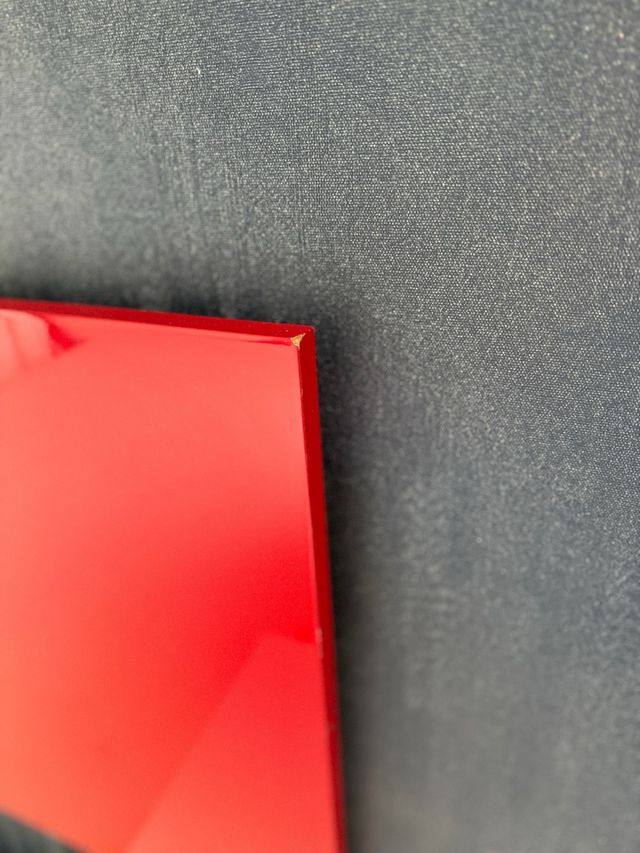 Conjunto dormitorio rojo y blanco