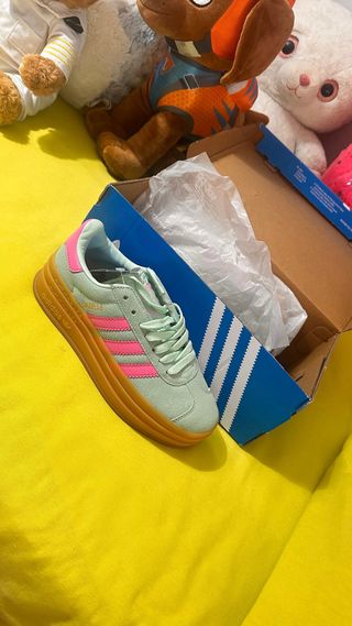 Zapatillas Adidas Gazelle Verde y Rosa