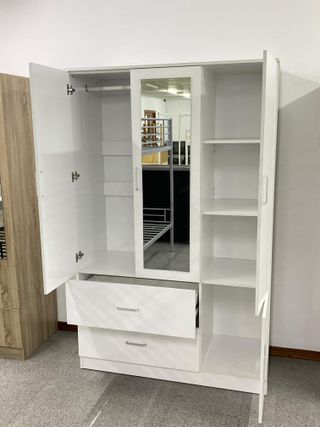 Nuevo y barato! armario blanco de 3 puertas