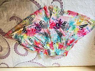 Falda pantalón corta estampada