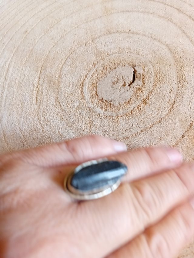 Anello tormalina grezza in argento 925