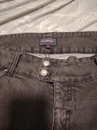 Pantalón vaquero mujer gris. talla 44.