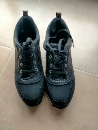 Zapatillas efecto piel serpiente T40