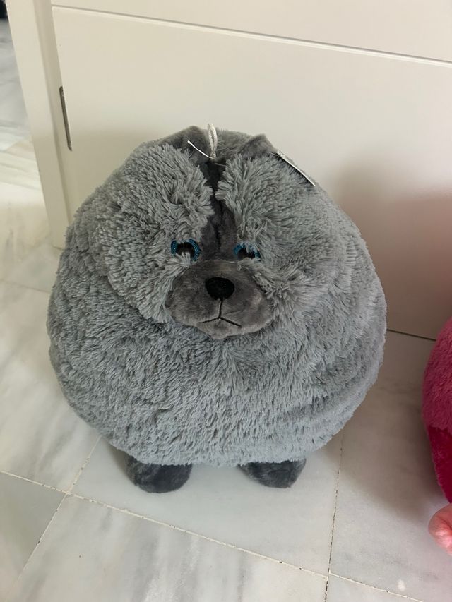 Peluche perro gris