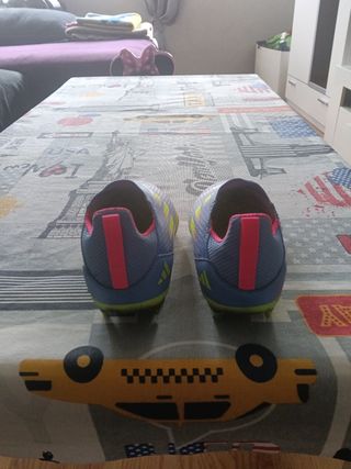 Botas de fútbol Adidas niño