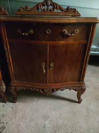 Comodini vintage in legno del 1950