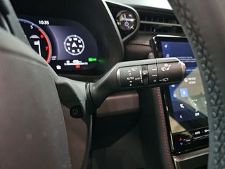 Lexus LBX 1.5 136cv HEV Elegant+ Black