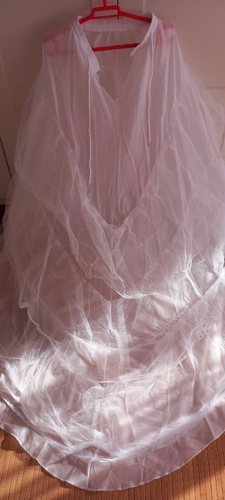 Can can blanco de tul para vestido novia