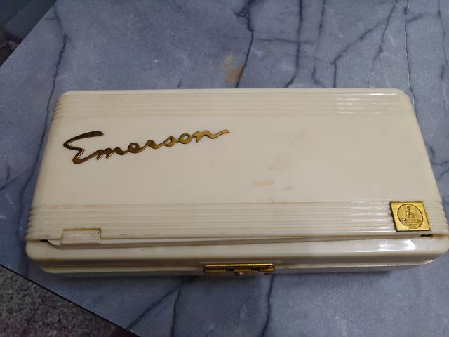 Radio a valvole Emerson A 725