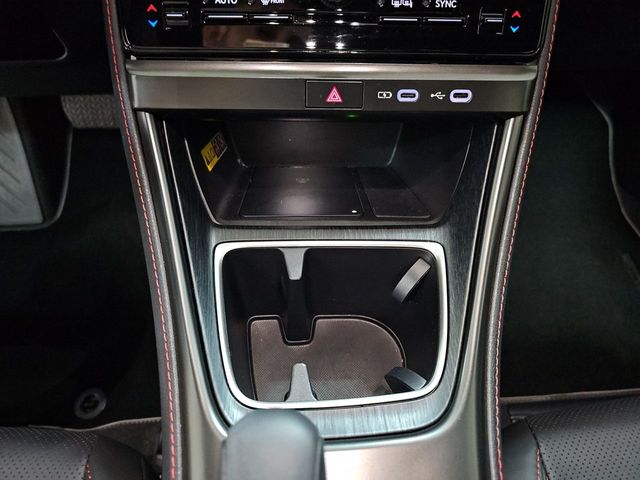 Lexus LBX 1.5 136cv HEV Elegant+ Black