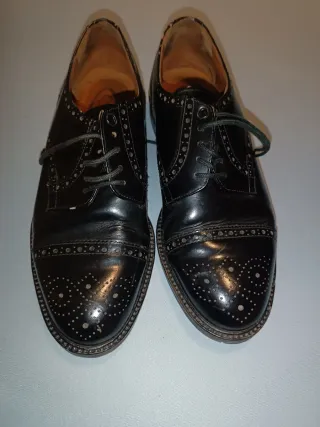 Zapatos de vestir Carl Robsons talla 38
