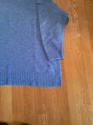 Jersey cuello alto azul Stradivarius T. XS