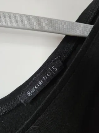 Camiseta sin mangas negra