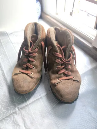 Botas Montaña Chiruca Piel Vuelta Talla 38