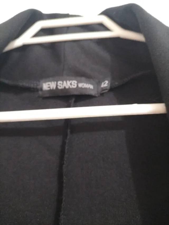 Vestido negro y gris sin mangas