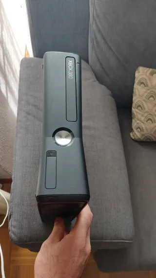 Xbox 360 Slim Negra/Gris