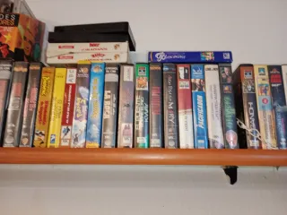 Películas VHS Variadas Juntas o sueltas