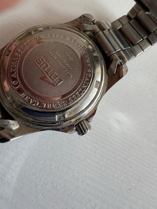 Reloj Lotus Multifunción WR100M Amarillo
