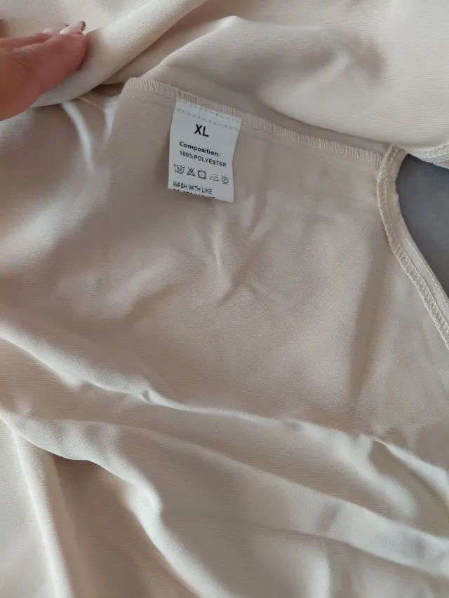 Camisa volante beige XL