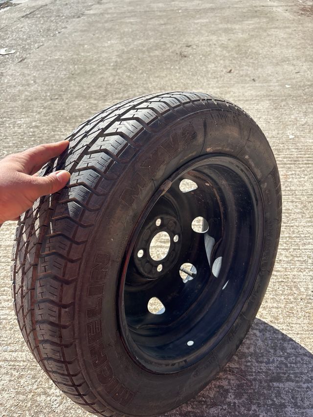 Rueda Michelin 175/65 R14