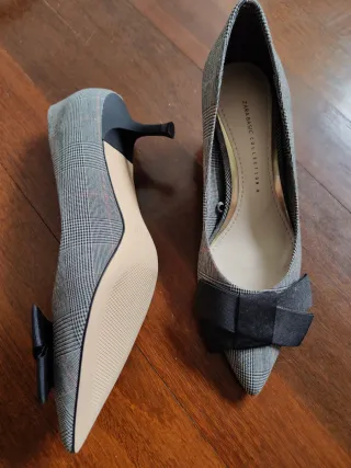 Zapatos Zara tacón estampado lazo
