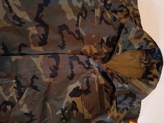 Chaqueta de camuflaje impermeable