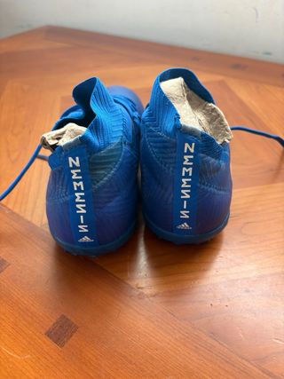 Botas de fútbol Adidas Nemeziz Tango
