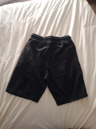 Bermuda niño MCKINLEY negra