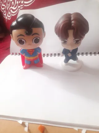 Muñeco Superman y Tiny Tan V