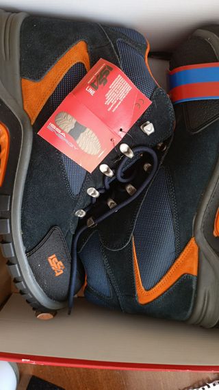 Botas de seguridad ISSA Energy negras y naranjas