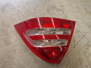 Piloto Trasero Derecho Mercedes CLK 2003