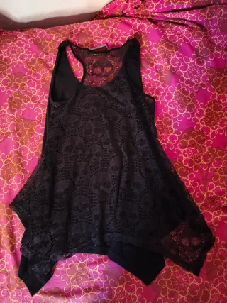 Camiseta tirantes calavera gótica