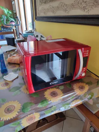 Microonde Candy Rosso Funzionante
