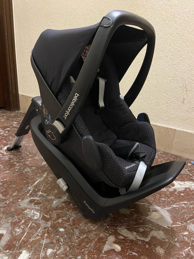 Maxi-Cosi Silla Grupo 1 y Base Bebeconfort